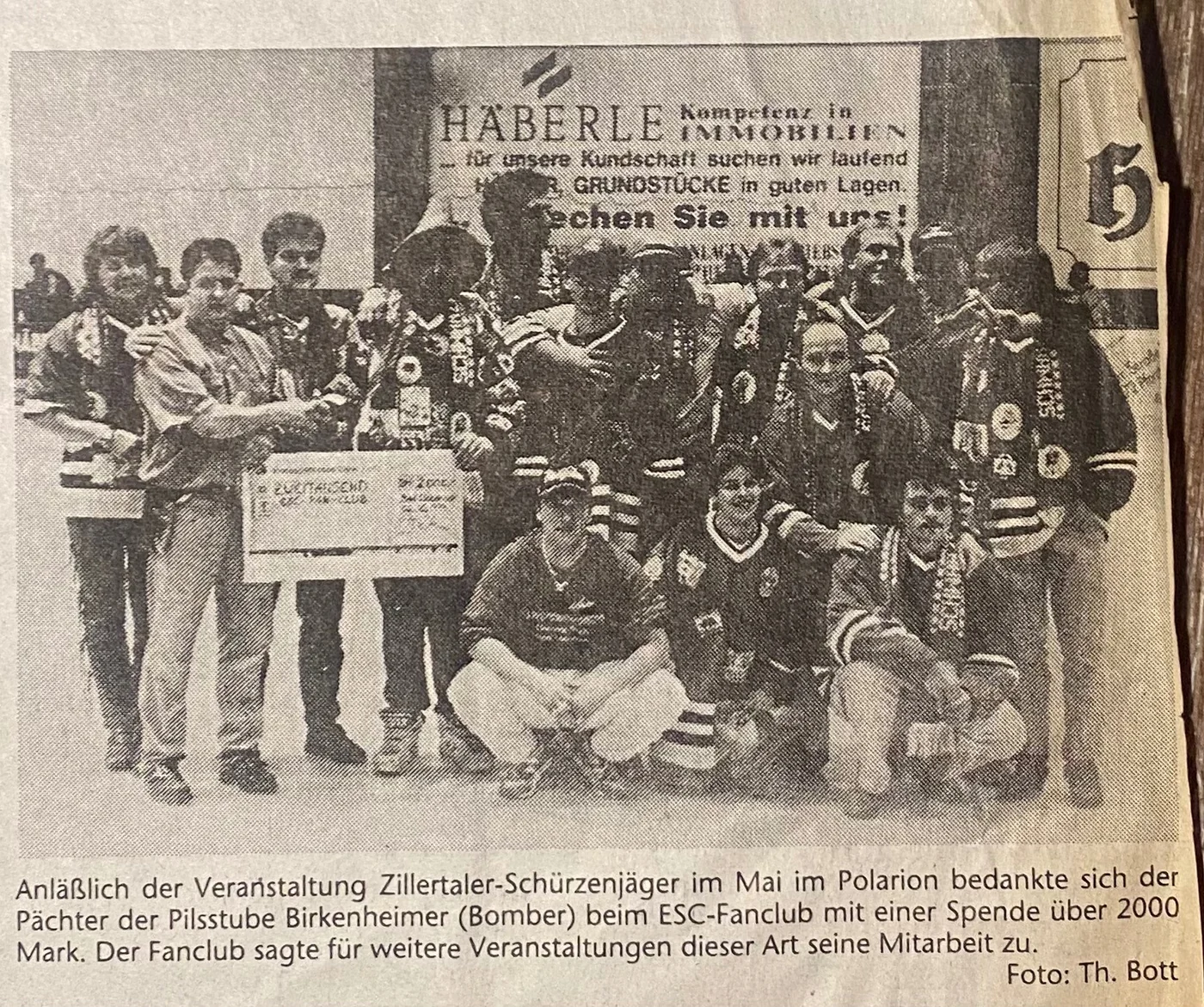 Zusammenarbeit mit dem Eishockey-Fanclub